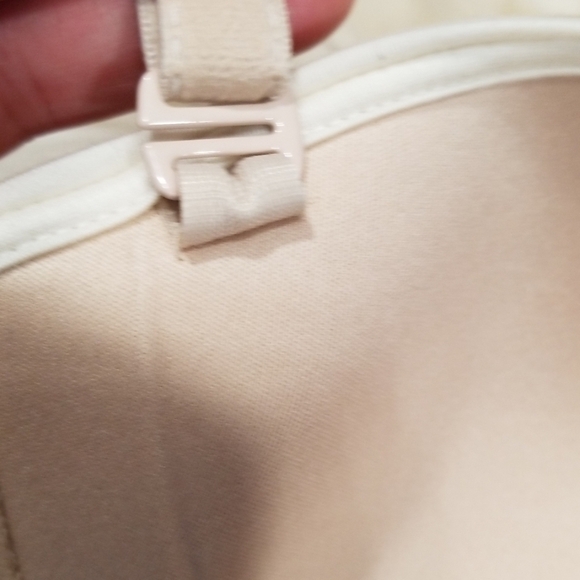 Maidenform Push Up Bra - Picture 5 of 6